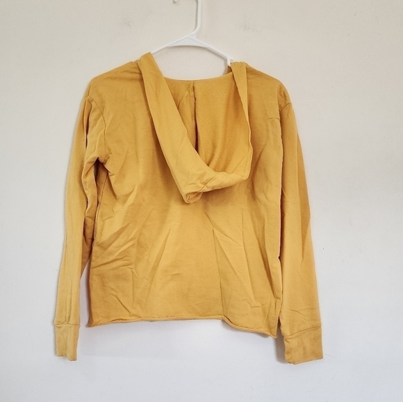 Disney's Micky & Friends Long Sleeve Hooded Sweatshirt in Yellow size Medium - Picture 2 of 5